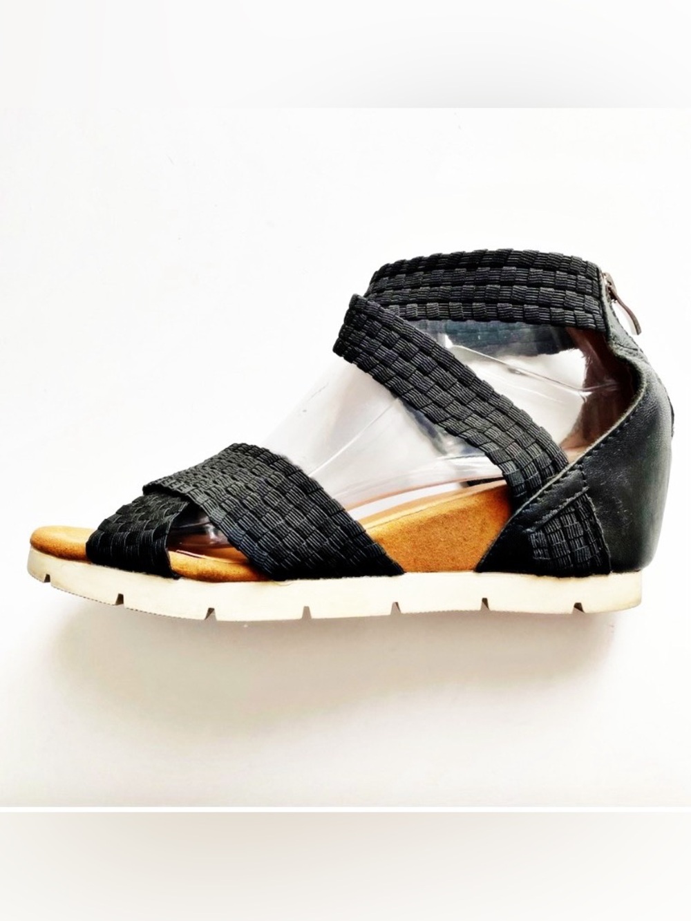 🌻 Spring Sale - Bernie Mev Honesty  Black Sporty Ankle Strap Wedge Coma